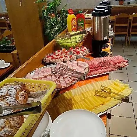 Hotel Pelikan 3*